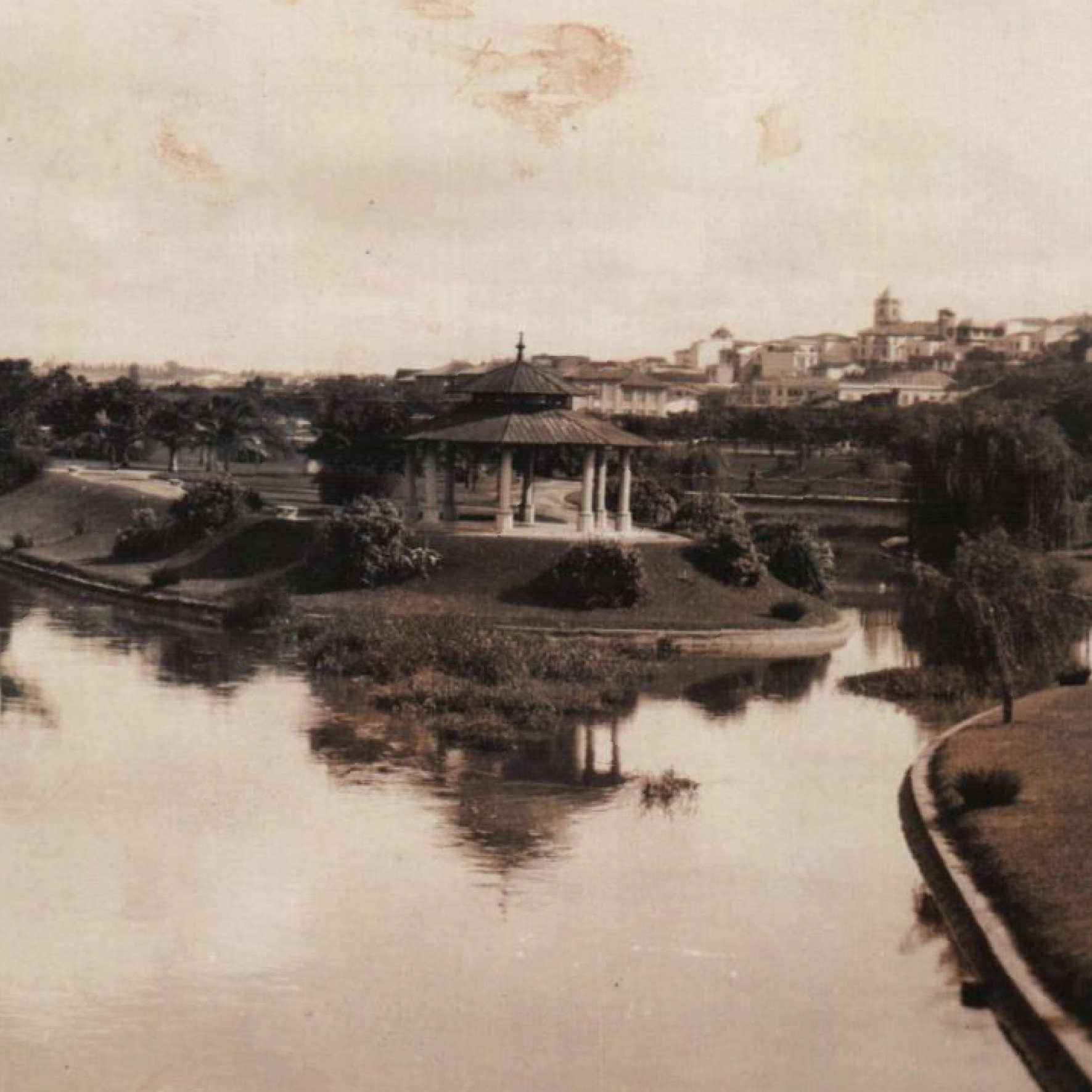 Parque Dom Pedro II. Cartão postal fotográfico. Década de 1920. Coleção particular de Apparecido Salatini