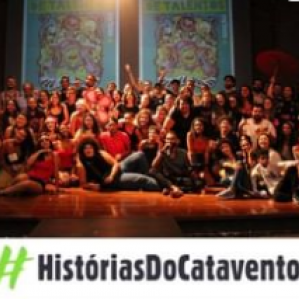 foto de várias pessoas no auditório do Museu Catavento