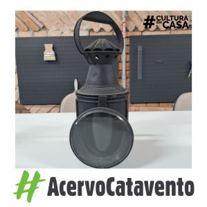 foto de uma lanterna da década de 50